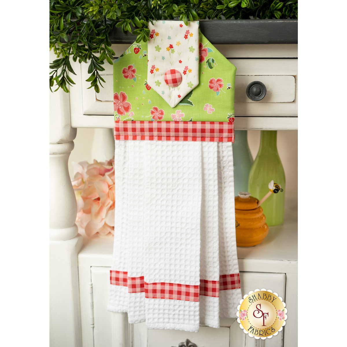 Primitives by Kathy Show Me The Honey Dish Towel