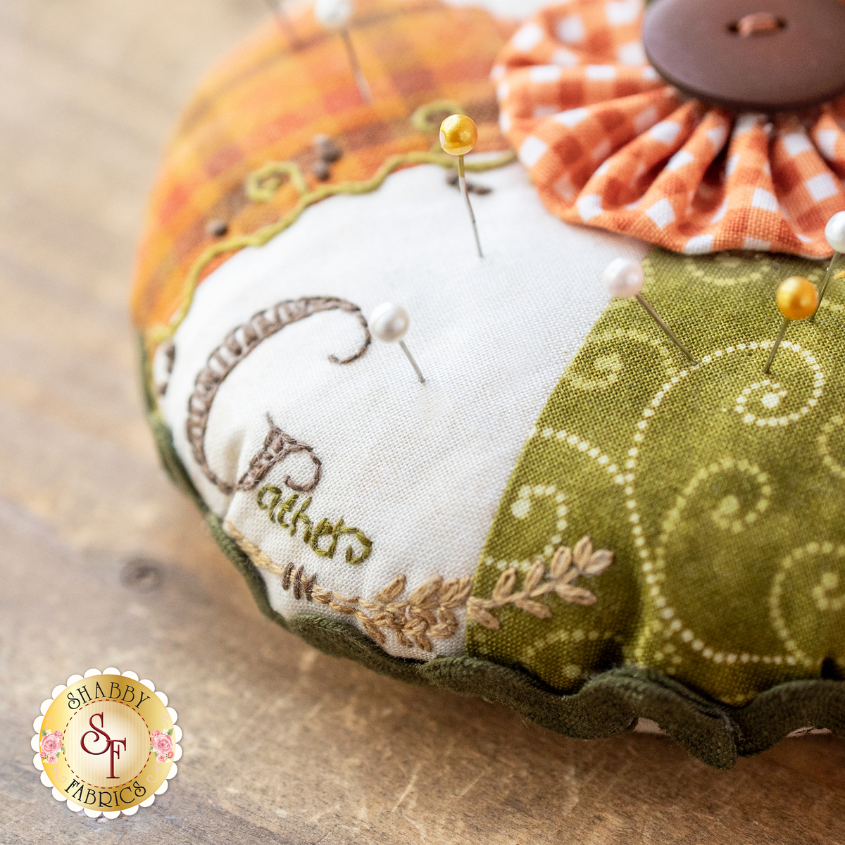 Pin Cushions for Sewing Cute,Sewing Pin Cushion, Pumpkin Sewing Pin  Cushion1 pcs Pumpkin Fabric Sewing Pin Cushion with Elastic Wrist Belt (# 1)