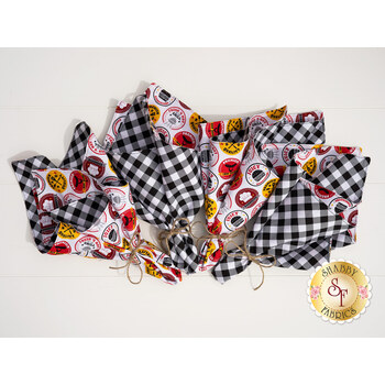 Cloth Napkins Kit - Peace, Love & BBQ - Makes 4
