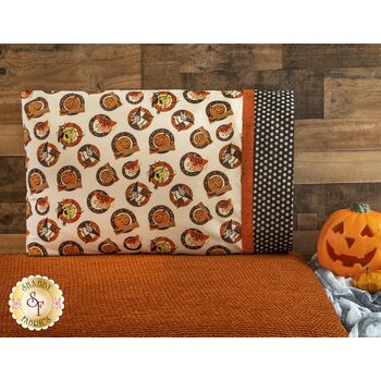  Magic Pillowcase Kit - Retro Halloween - Standard Size - Cream