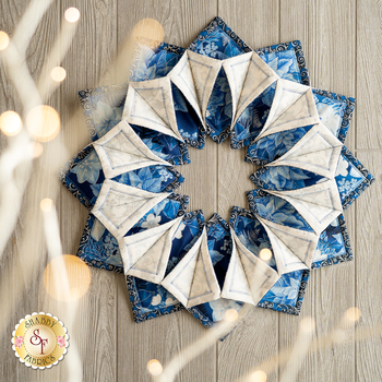  Fold’n Stitch Wreath Kit - Holiday Flourish 15 - Blue