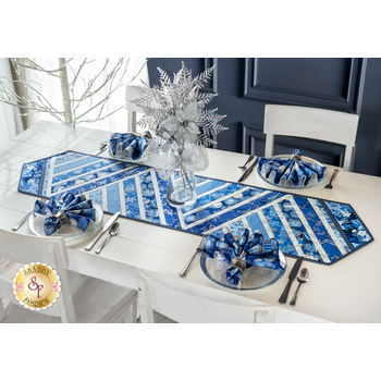  Greased Lightning Table Runner Kit - Holiday Flourish 15 - Blue