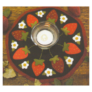  Strawberries Candle Mat Wool Felt Kit #163 - Bareroots