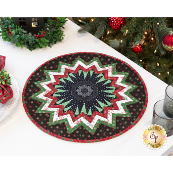  Point of View Kaleidoscope Folded Star Table Topper Kit - Christmas Night