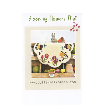 Blooming Flowers Mat Pattern