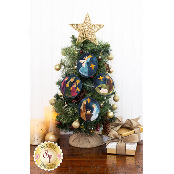 Worship the King Ornaments Kit - Makes 4