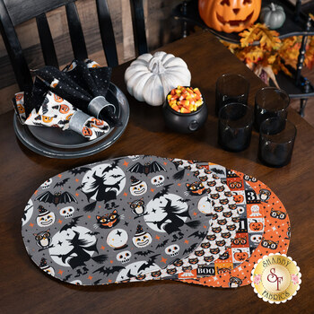  Oval Placemats Kit - Witching Hour - Makes 4