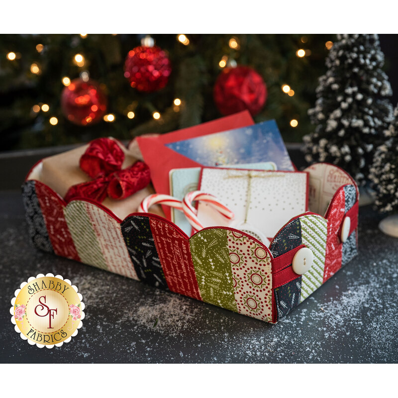 Scalloped Basket Kit - The Christmas Card