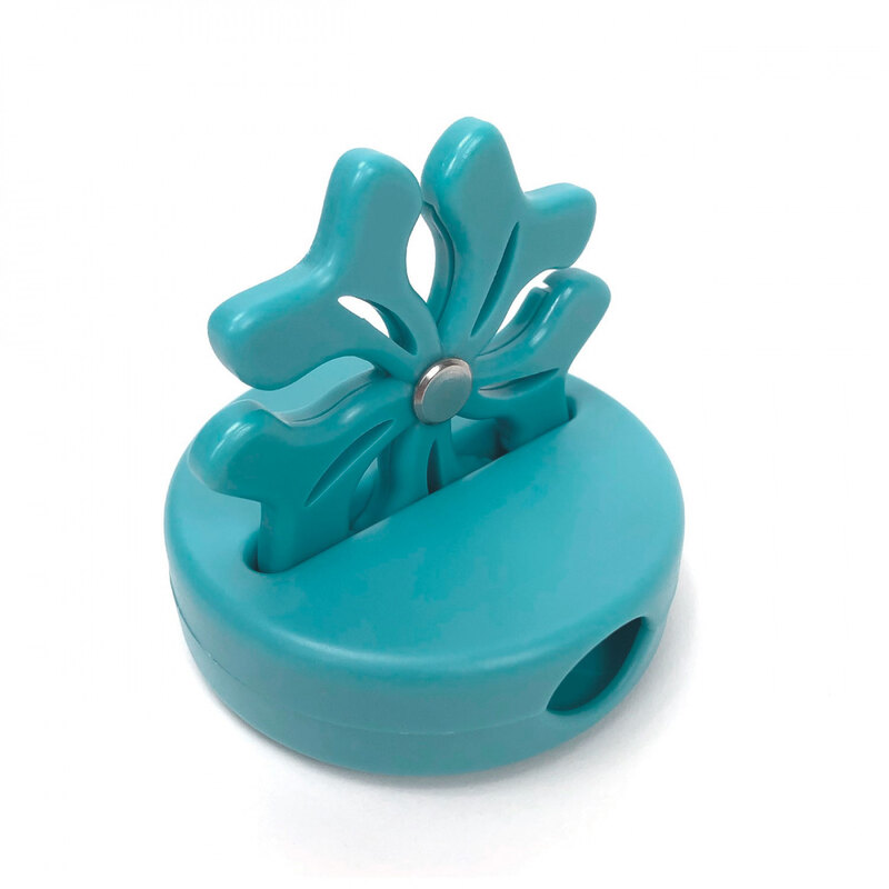 A 60mm Bohemian Blue BladeSaver by The Gypsy Quilter