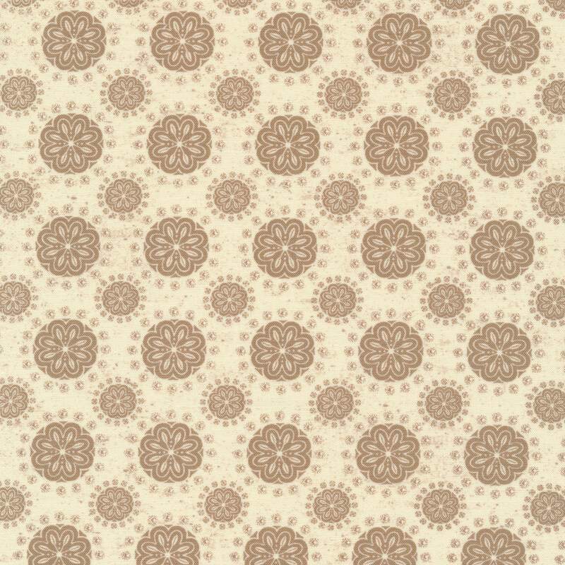 Tan floral buds on a cream background | Shabby Fabrics